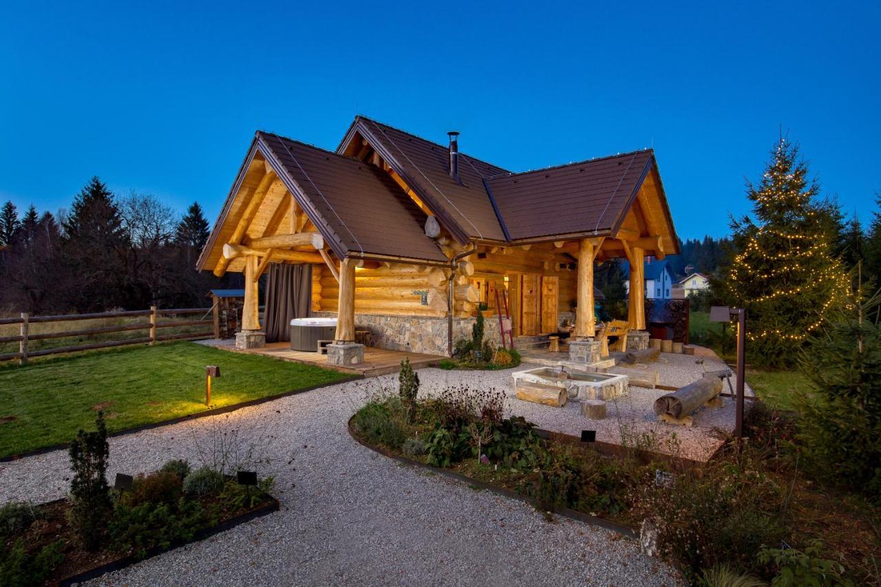 Kraljica Sume - Divjake Log Home Hlevci Exterior photo